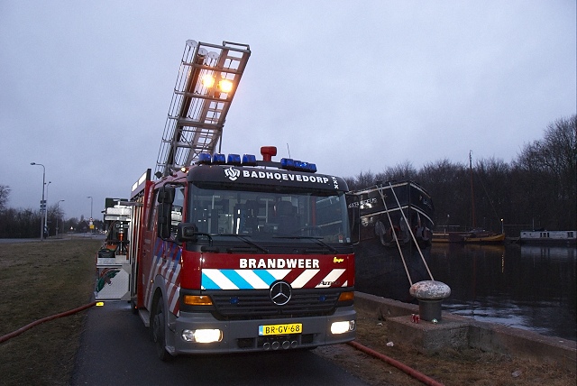 2010/60/20100315 085 Scheepsbrand Nieuwemeerdijk.jpg